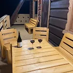 Winterfell - Dom Z Basenem Sezonowym Lipiec-sierpien Chalet Korbielów