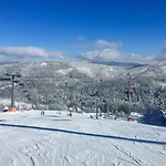 Winterfell - Dom Z Basenem Sezonowym Lipiec-sierpien * Korbielów