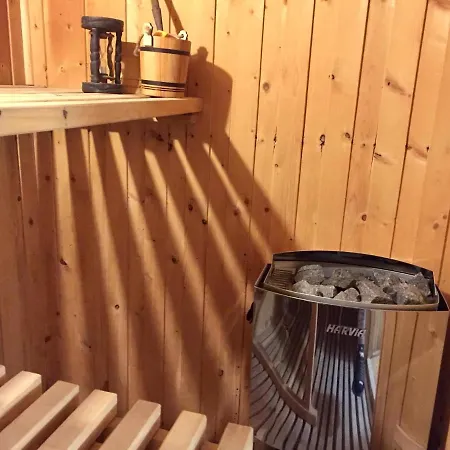 Winterfell - Dom Z Basenem Sezonowym Lipiec-sierpień Chalet