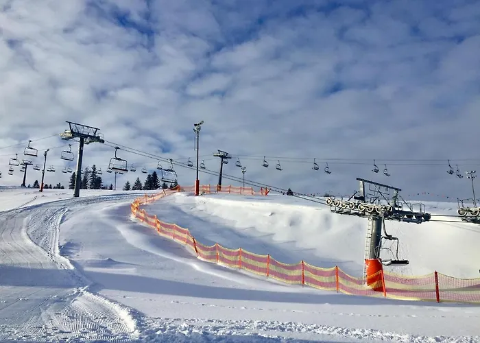 Winterfell - Dom Z Basenem Sezonowym Lipiec-sierpien *